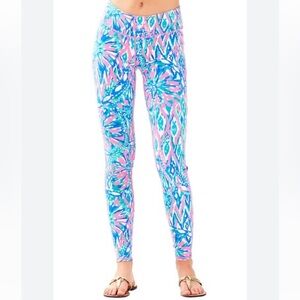 Lilly Pulitzer Luxletic UPF 50+ High Rise Weekender Leggings Tiki Pink Medium